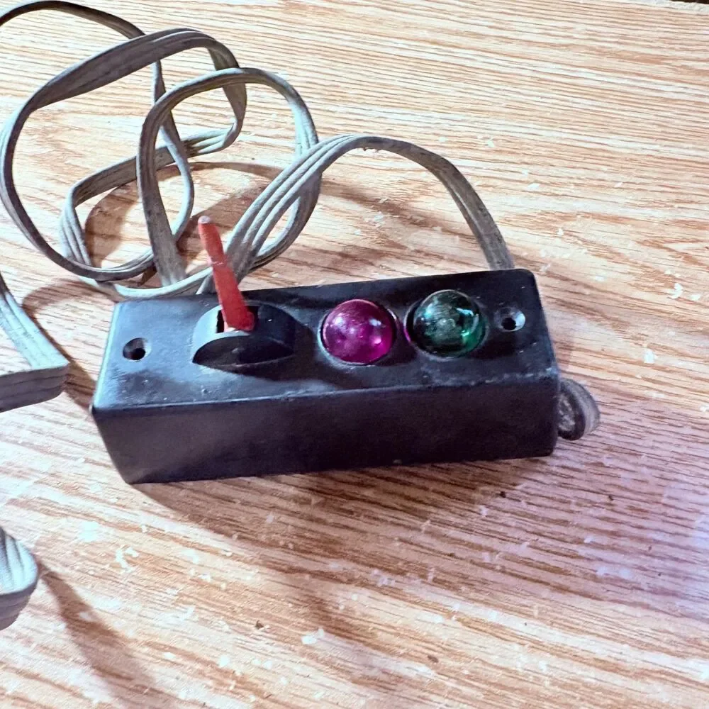 Lionel Train 5121 Brown Automatic Switch Controller 3 Wire Untested
